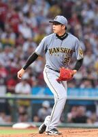 先発し、力投する才木（撮影・市尻達拡）