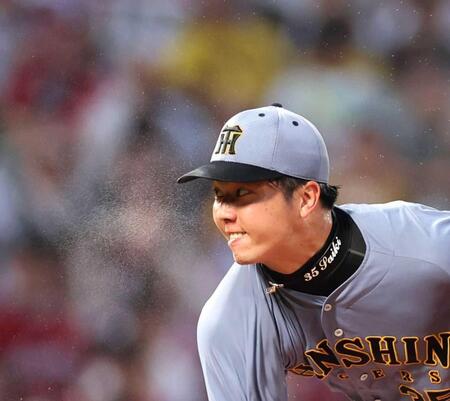 　汗を飛ばしながら、力投する才木（撮影・市尻達拡）