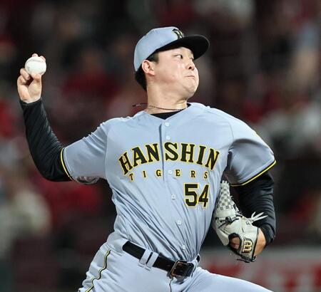 　８回を無失点に抑える木下（撮影・田中太一）