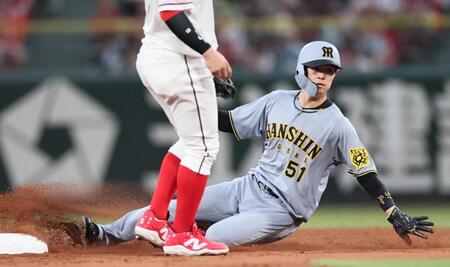 　３回、二盗を決める中野（撮影・田中太一）