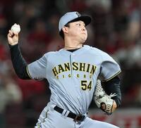 　８回を無失点に抑える木下（撮影・田中太一）