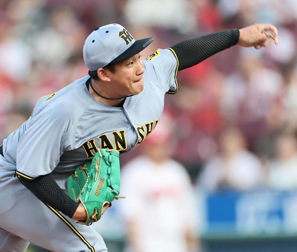 　先発し投げ込む伊原（撮影・田中太一）