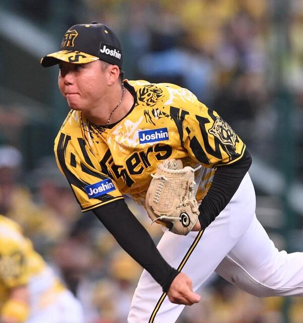 阪神 村上頌樹の野球脳が秀逸 野手3人が飛球を追いかけガラ空きの二塁