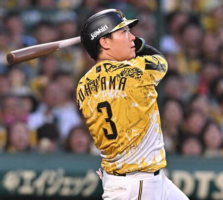 　４回、同点２点打を放つ大山（撮影・西田忠信）