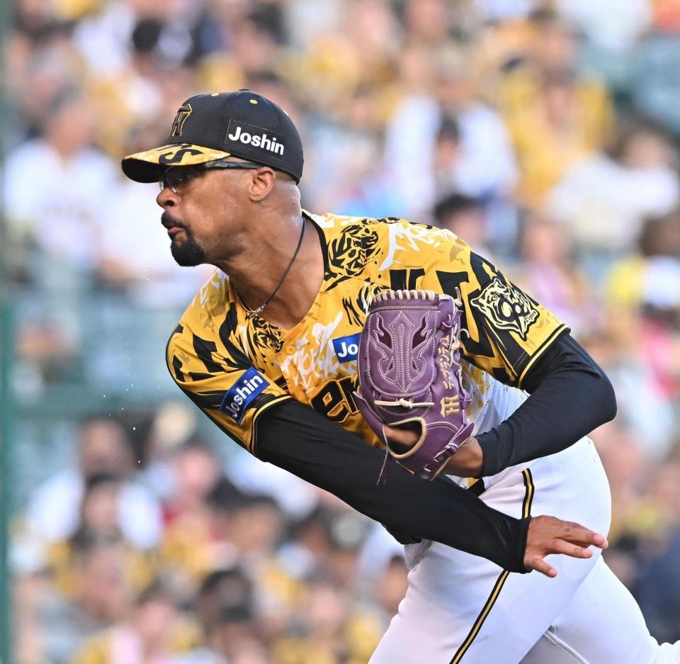 　力投する先発のデュプランティエ（撮影・西田忠信）