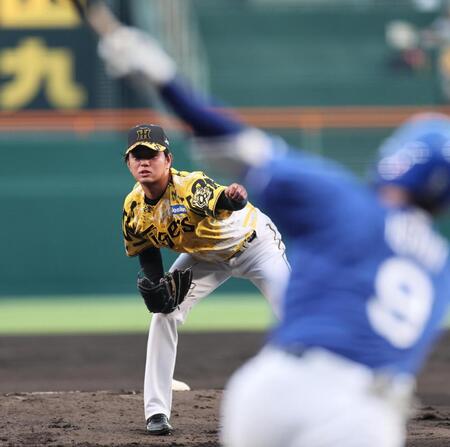 　先発し、投げ込む高橋（撮影・田中太一）