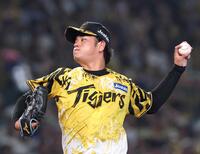 　先発し力投する高橋