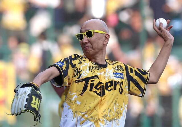 阪神戦 サンプラザ中野くんがファーストピッチに登場 ワンバン投球