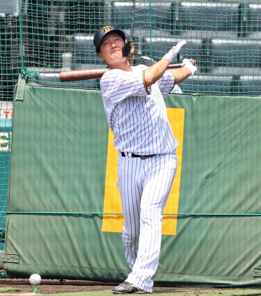 ５月２５日阪神タイガースイチオシ缶バッチ渡辺諒選手。１５個 トレード加入の阪神・渡辺諒 絶対二塁獲る 新監督待望「強打の右