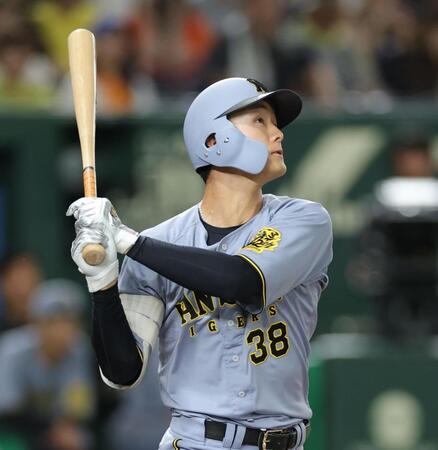 阪神・小幡、自身も驚く衝撃の2打席連発!藤川監督も笑うしかない?