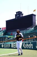 　ランニングするドリス（撮影・山口登）