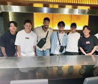 　先発会に参加した（左から）高橋、大竹、デュプランティエ、伊藤将、才木、伊原（デュプランティエ提供）