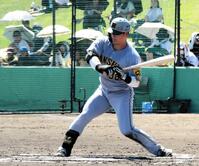 　３安打を放った前川