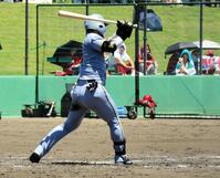 　３回、適時打を放った前川