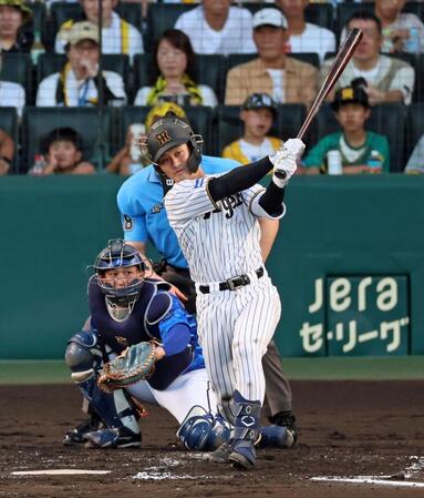首位独走の阪神・坂本「一気にいく」連勝で最短２９日に優勝マジック点灯、ＤｅＮＡに連勝で貯金「２０」