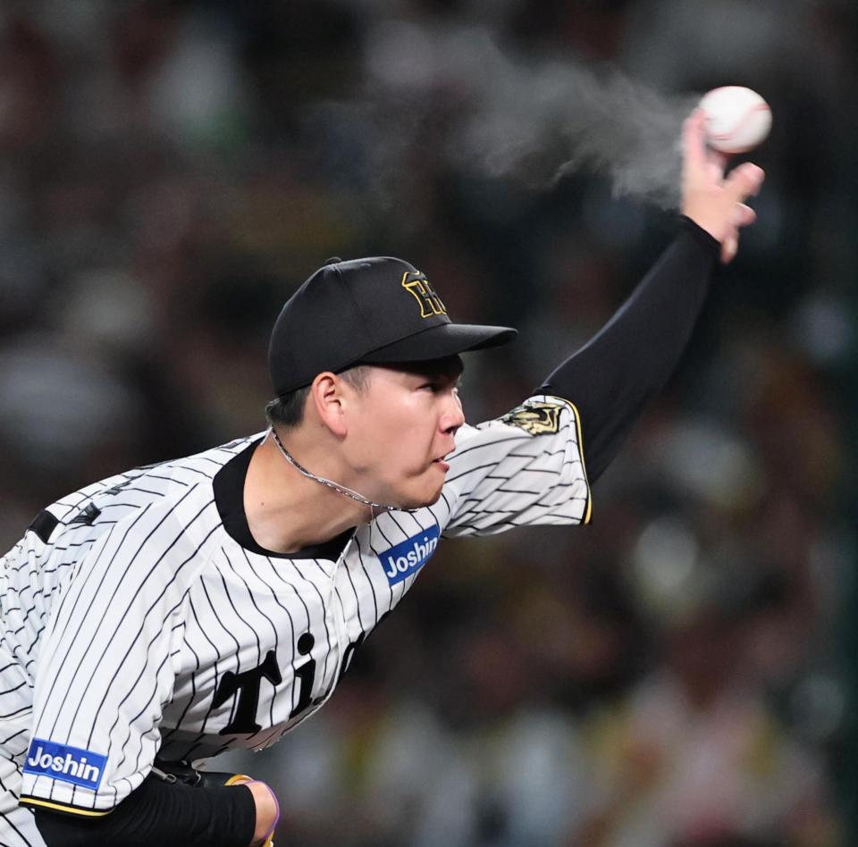 　７回を無失点に抑える及川（撮影・田中太一）