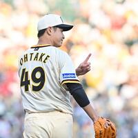 　１回、大盛を一ゴロに仕留めた大竹（撮影・西田忠信）