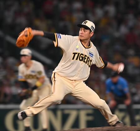 　力投する先発の大竹（撮影・西田忠信）