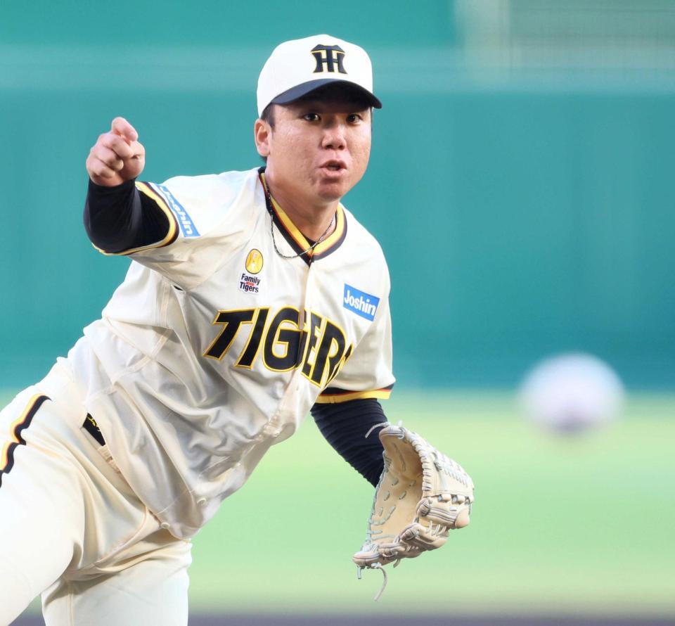 　広島打線を相手に力投する村上（撮影・立川洋一郎）