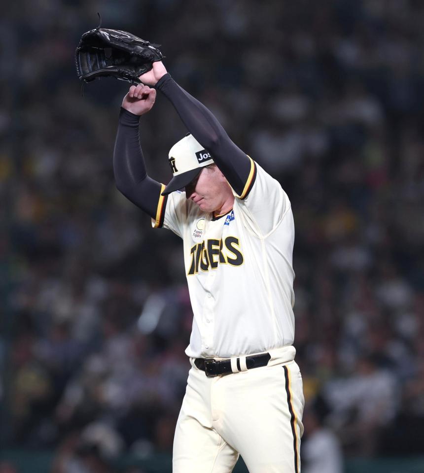 　５回、森に２点適時二塁打を浴びたネルソン（撮影・北村雅宏）