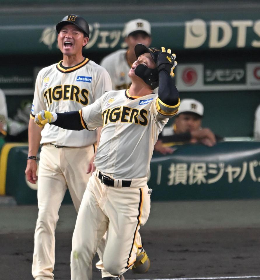 　３回、犠飛を放つも悔しがる森下（撮影・飯室逸平）