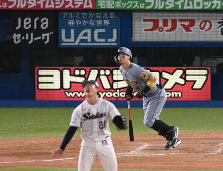 阪神快勝でＭ３５　今季初４本塁打でヤクルトに連勝　佐藤輝はキング独走２７号、才木９勝目