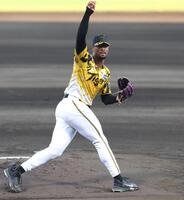 　先発し力投するデュプランティエ（撮影・北村雅宏）