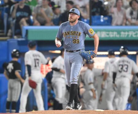 　４回、オスナに追加点となる犠飛を浴びたビーズリー（撮影・伊藤笙子）