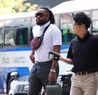 　名古屋へ向かうドリス（撮影・田中太一）