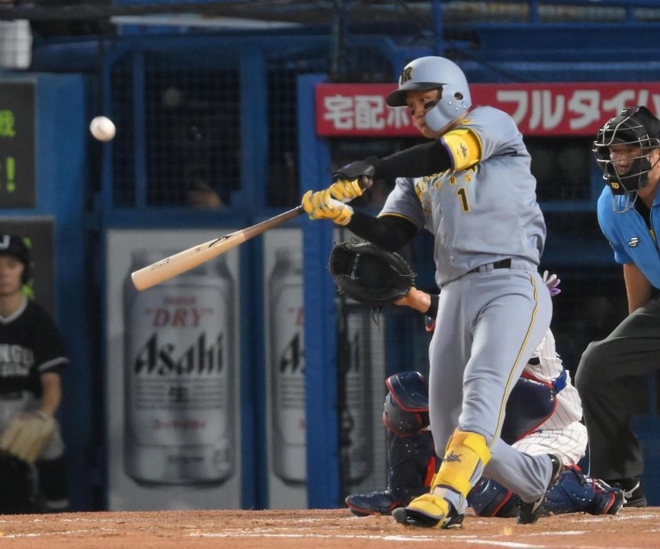 　３回、三塁打を放つ森下（撮影・伊藤笙子）