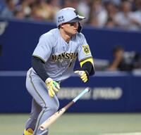 　９回、適時打を放つ森下（撮影・北村雅宏）