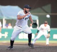 　４回、２番手で登板したベタンセス（撮影・坂部計介）