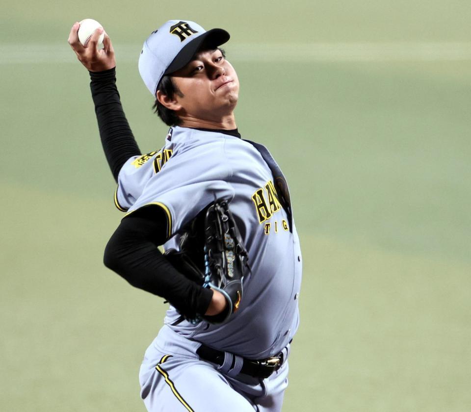 　先発し投げ込む高橋（撮影・田中太一）