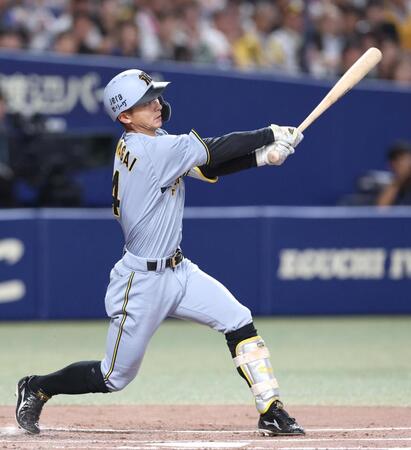 　３回、中前打を放つ熊谷（撮影・北村雅宏）