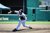 　シート打撃に登板する畠