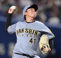 　先発し、投げ込む村上（撮影・田中太一）