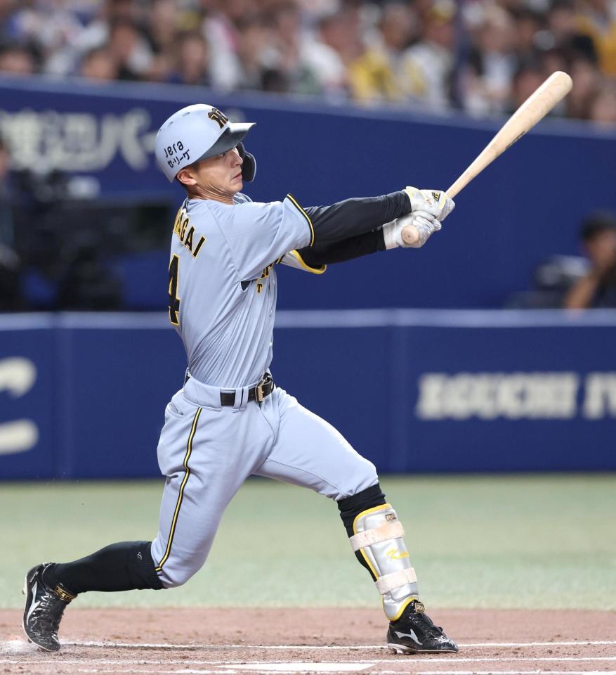 　３回、中前打を放つ熊谷（撮影・北村雅宏）