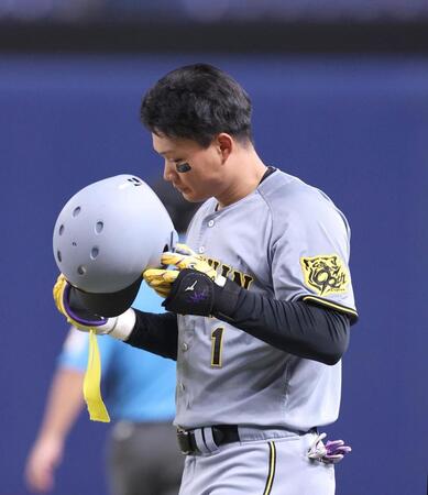 　５回、チャンスで三ゴロに倒れた森下（撮影・北村雅宏）