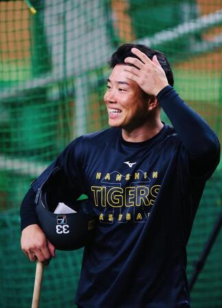 　１軍に合流した糸原（撮影・山口登）