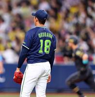 　３回、奥川は佐藤輝にソロを許す（撮影・山口登）