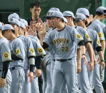 阪神・藤川監督　ナイン称賛「ここにきて心強い。本当にいい選手たちだなと」