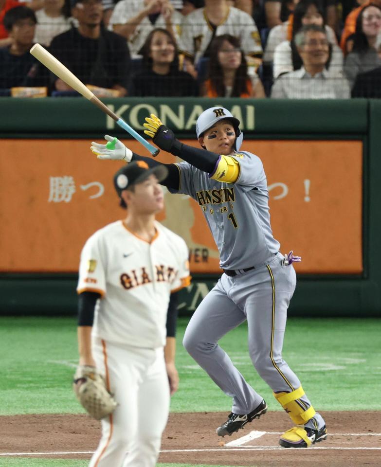 　１回、先制２ランを放つ森下（撮影・金田祐二）