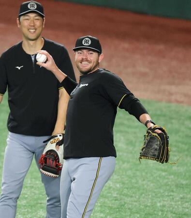 　デュプランティエに代わり、中日戦に先発するビーズリー