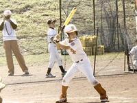 　小学生時代の井坪（家族提供）