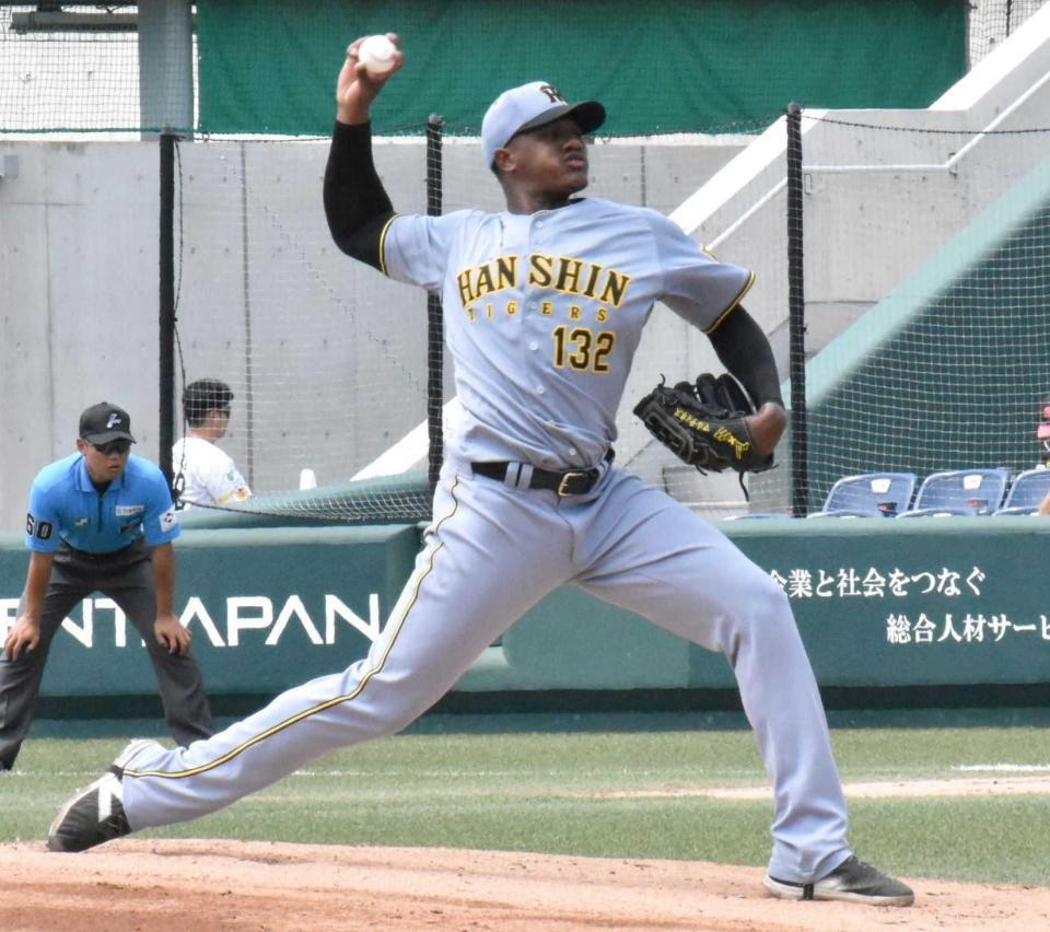 　力投したマルティネス