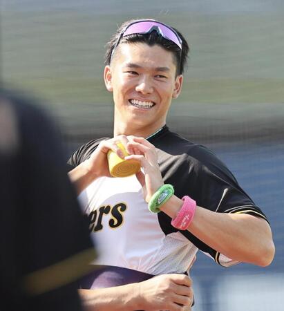 阪神　石井大智が球場に姿を見せず