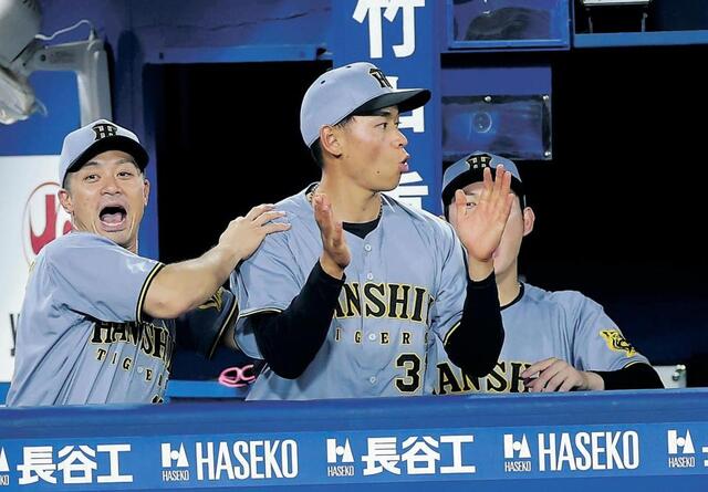 阪神 早川太貴のプロ初勝利で坂本が絶叫！岩崎が普段見せない優しい