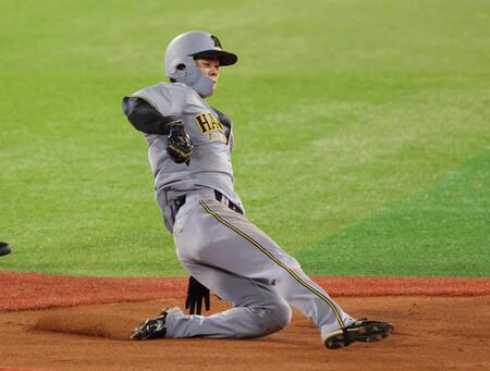 阪神・中野　近本代役１番で２安打２盗塁　聖地でラストスパート！夏ロード１４勝７敗１分け締め　勝率・６６７　