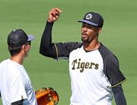 １軍練習に合流して汗を流すデュプランティエ（撮影・立川洋一郎）