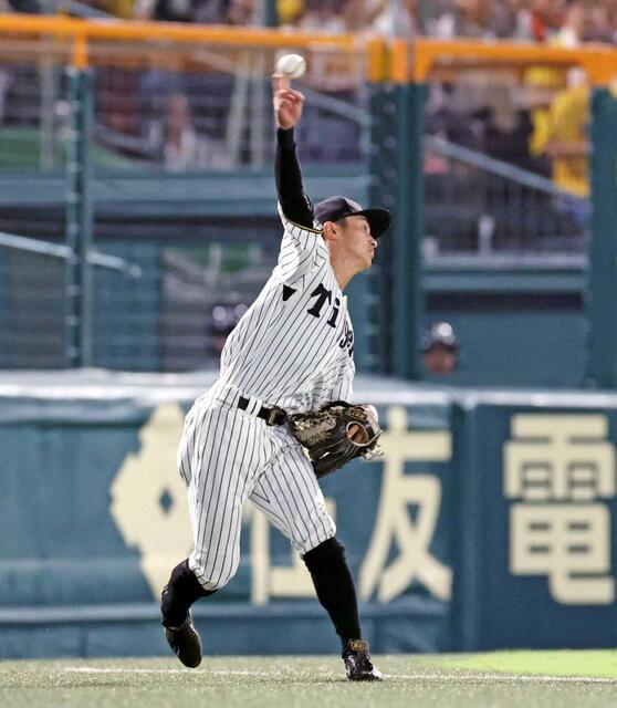 阪神・熊谷 攻守で千金！九回輝の後逸→好返球でカバー 「何とか粘り